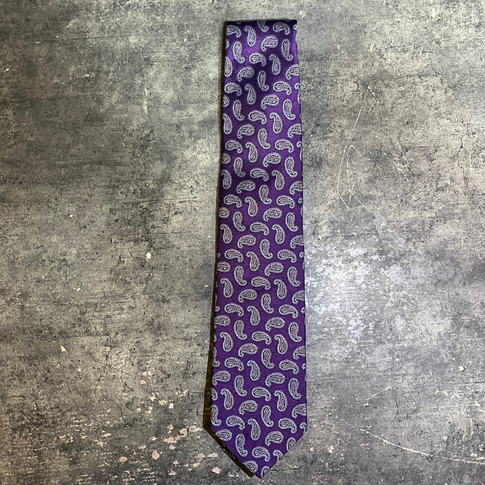 Brooks Brothers Paisley Tie